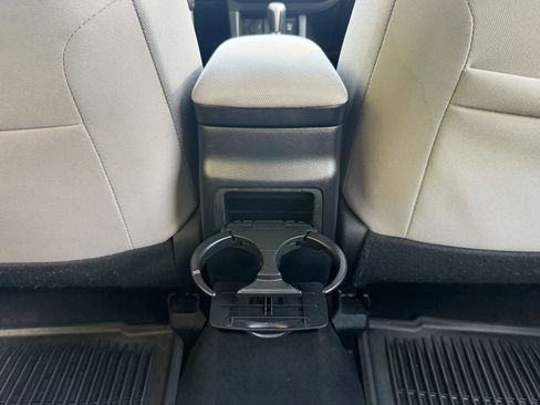 Used 2014 Toyota Corolla LE FWD image 34