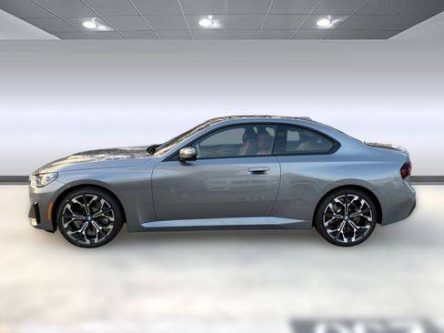Used 2026 BMW 230i xDrive Coupe w/ Premium Package AWD/4WD image 2