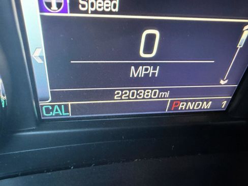 Used 2016 Chevrolet Silverado 2500 LT AWD/4WD image 15