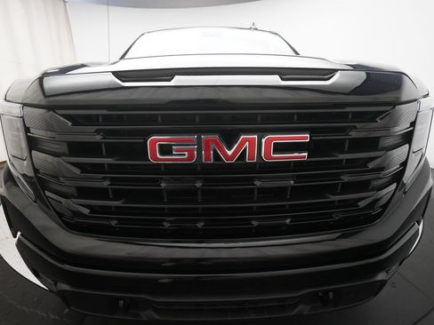 Used 2026 GMC Sierra 1500 Elevation AWD/4WD image 21