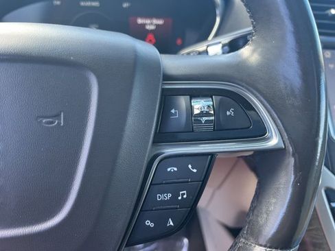 Used 2020 Lincoln Nautilus Reserve image 20