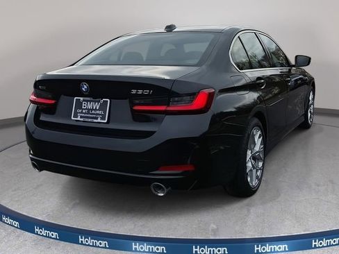 New 2026 BMW 330i xDrive Sedan w/ Premium Package AWD/4WD image 4