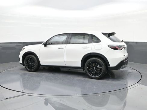 New 2026 Honda HR-V Sport image 5