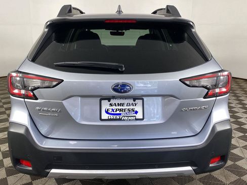 Used 2025 Subaru Outback Limited w/ Tech Package 3 AWD/4WD image 4