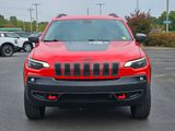 Used 2019 Jeep Cherokee Trailhawk image 3