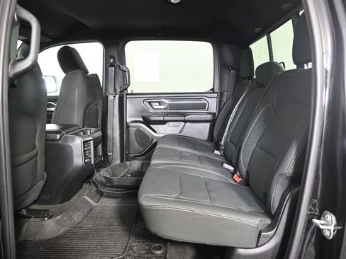 Used 2024 RAM 1500 Big Horn AWD/4WD image 17