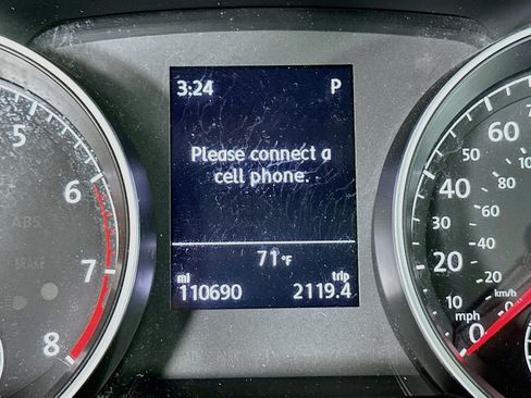 Used 2021 Volkswagen Golf 4-Door FWD image 19