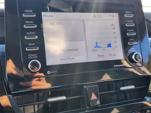 Used 2023 Toyota Camry SE image 14