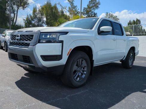 New 2026 Nissan Frontier SV w/ SV Convenience Package image 8