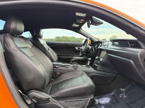 Used 2018 Ford Mustang Premium w/ Ecoboost Performance Package RWD image 25