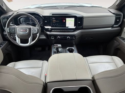 Used 2023 GMC Sierra 1500 SLT w/ SLT Convenience Package image 10