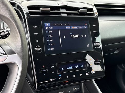 Used 2024 Hyundai Tucson SEL FWD image 13