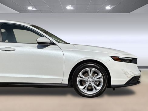 Used 2024 Honda Accord LX image 33