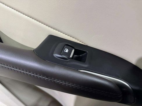 Used 2019 Lincoln MKC Select w/ Select Plus Package image 41