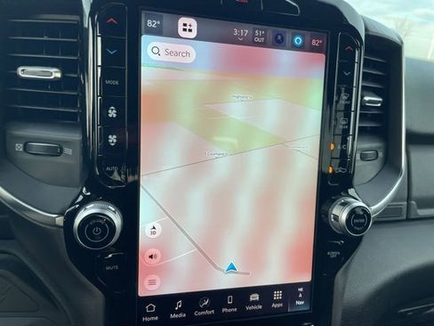 Used 2025 RAM 2500 Big Horn image 8