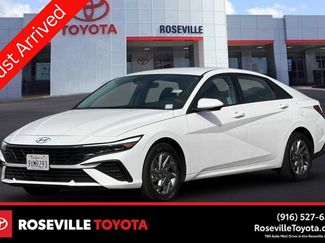 Used 2026 Hyundai Elantra Hybrid FWD video 1