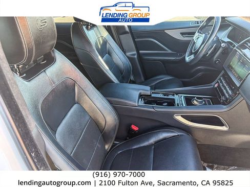 Used 2020 Jaguar F-PACE S image 15