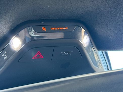 Used 2025 Lucid Air Pure RWD image 23