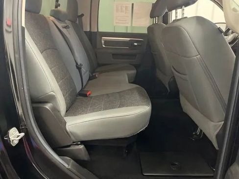 Used 2019 RAM 1500 Classic SLT w/ Black Appearance Group AWD/4WD image 14