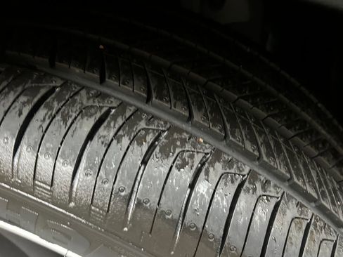 Used 2023 Toyota Camry XLE image 24