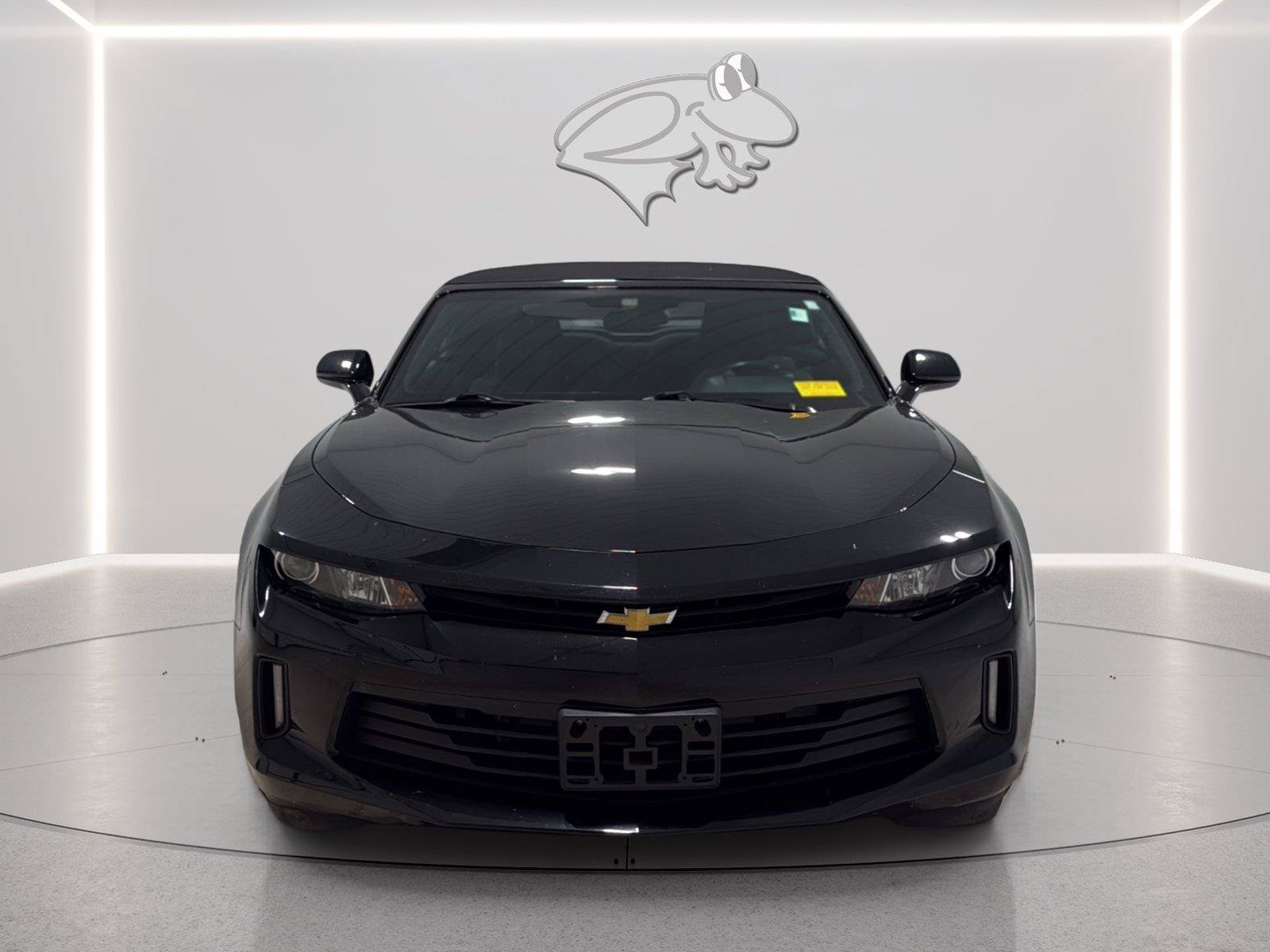Used 2017 Chevrolet Camaro LT w/ Technology Package RWD image 9