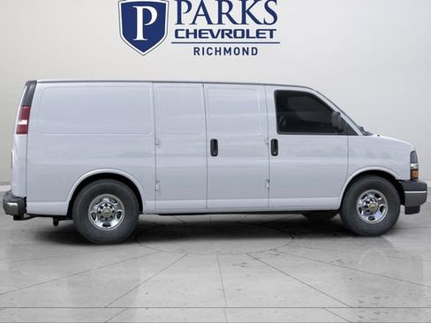 New 2025 Chevrolet Express 2500 w/ Driver Convenience Package image 5