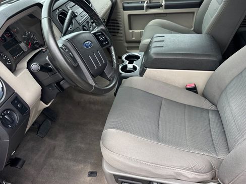 Used 2010 Ford F250 4x4 SuperCab Super Duty image 10