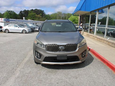 Used 2016 Kia Sorento SX w/ SXL Technology Package FWD image 2