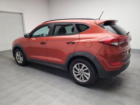 Used 2016 Hyundai Tucson SE w/ Option Group 02 FWD image 3