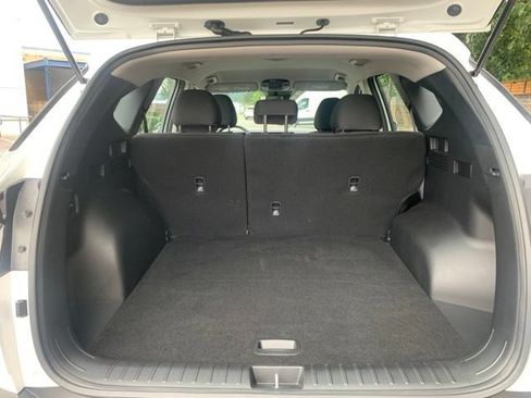 Certified 2025 Hyundai Tucson SE AWD/4WD image 6