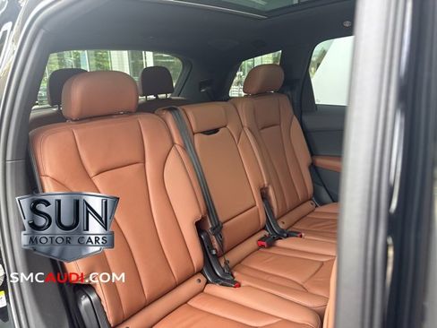 Used 2025 Audi Q7 3.0T Premium Plus image 10