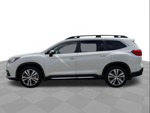 Used 2022 Subaru Ascent Limited w/ Technology Package AWD/4WD image 2