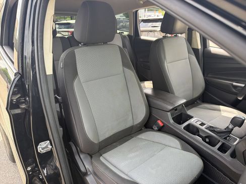 Used 2017 Ford Escape SE AWD/4WD image 22