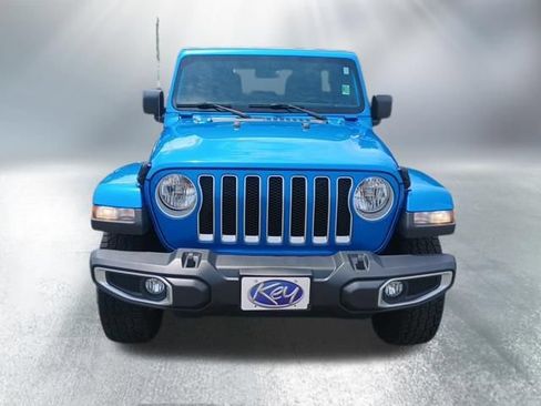 Used 2023 Jeep Wrangler Unlimited Sahara AWD/4WD image 9