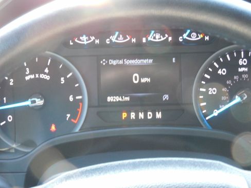 Used 2021 Ford Expedition XLT image 17