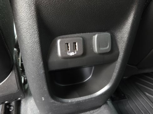 Used 2021 Chevrolet Colorado ZR2 w/ ZR2 Midnight Special Edition image 14