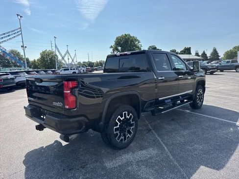 Used 2025 Chevrolet Silverado 2500 High Country image 13