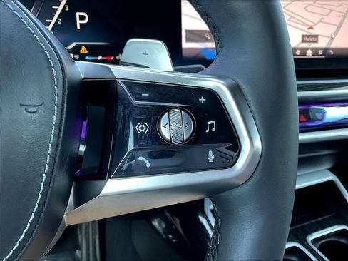 Used 2023 BMW 740i w/ Parking Assistance Package RWD image 14