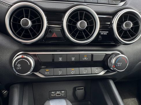 Used 2023 Nissan Sentra SV image 23