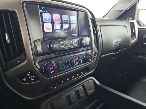 Used 2018 GMC Sierra 1500 Denali image 28