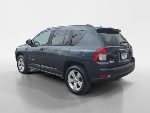 Used 2014 Jeep Compass Latitude image 3
