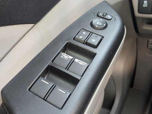 Used 2014 Honda CR-V LX image 28