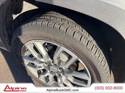 Used 2024 GMC Terrain Denali w/ Denali Premium Package image 7