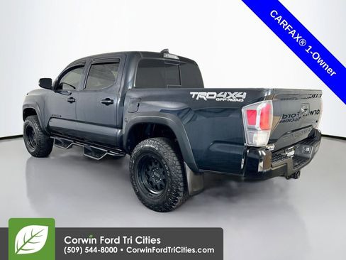 Used 2022 Toyota Tacoma TRD Off-Road w/ Technology Package AWD/4WD image 11
