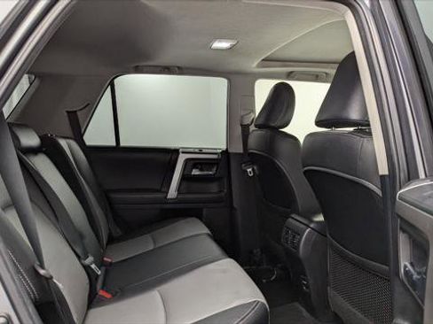 Used 2014 Toyota 4Runner Limited image 14