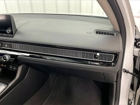 Certified 2023 Honda Civic LX image 17