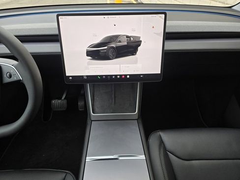 Used 2026 Tesla Model Y Long Range image 31