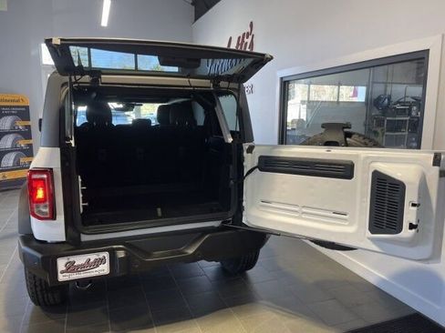 Used 2025 Ford Bronco Big Bend image 16