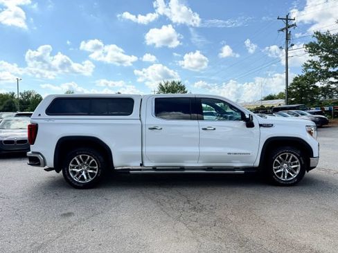 Used 2021 GMC Sierra 1500 SLT w/ SLT Convenience Package AWD/4WD image 4