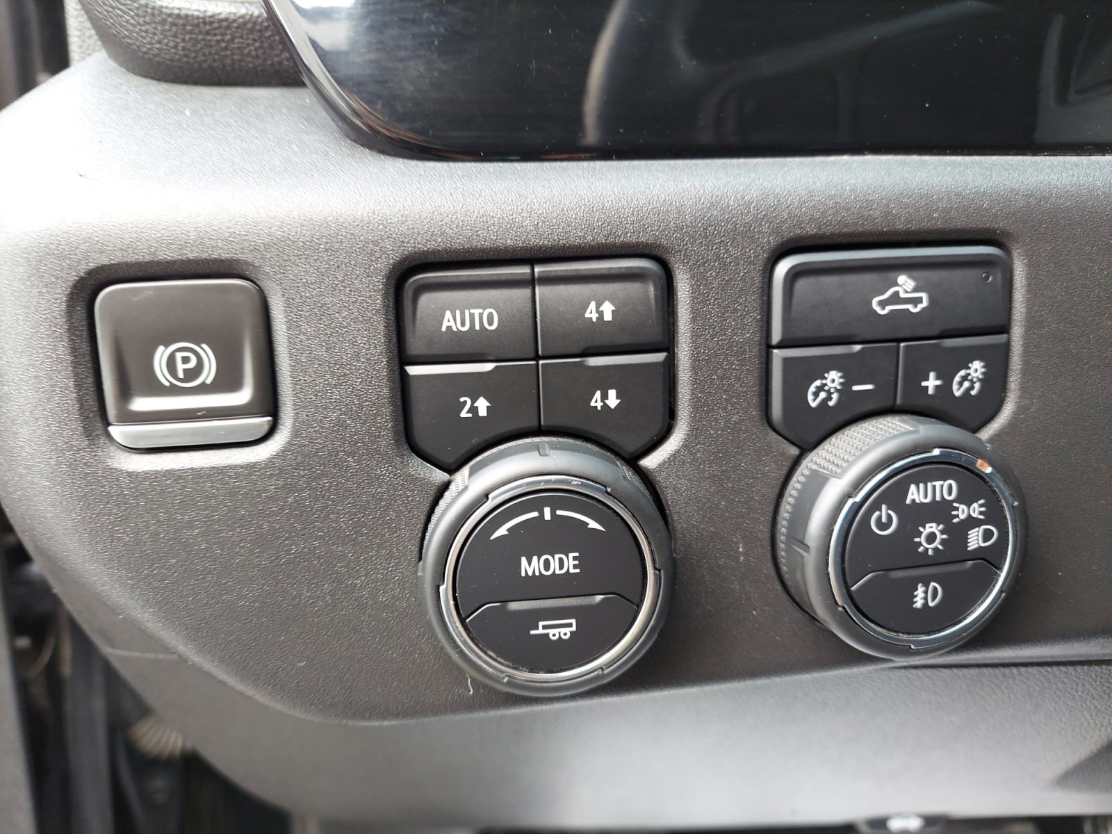 Used 2023 Chevrolet Silverado 1500 LT Trail Boss AWD/4WD image 26